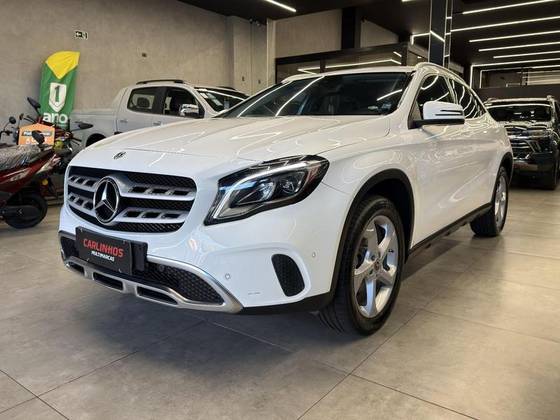 MERCEDES-BENZ GLA 200 1.6 CGI FLEX ADVANCE 7G-DCT